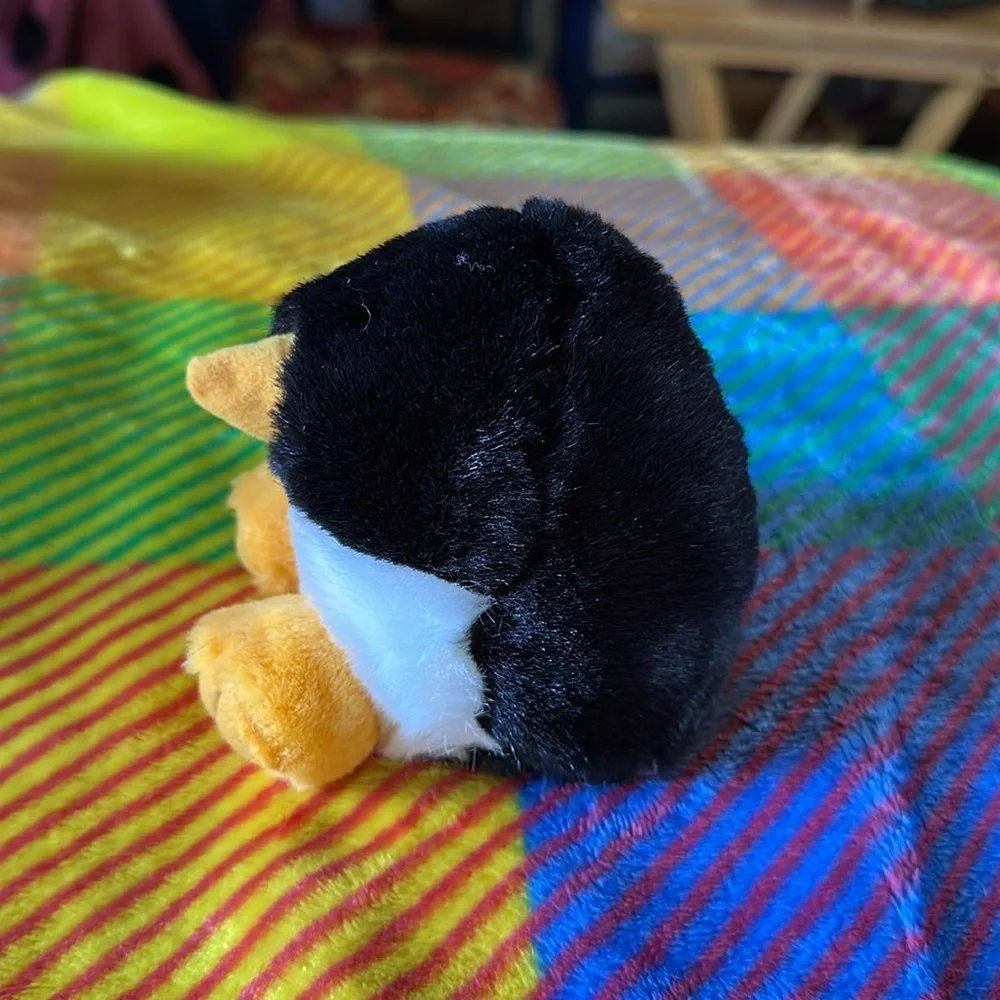 Vintage Swibco Puffkins Tux the Penguin